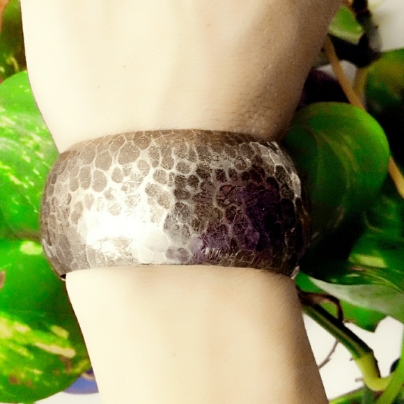 Vintage Mid-Century Modern Mexican Hammered Sterling Silver Cuff Bracelet - Picture 2 of 4